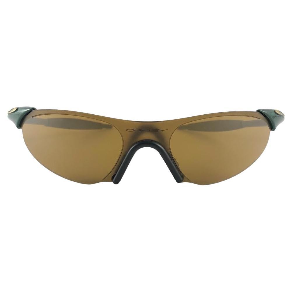 New Vintage Sports Oakley 0.7 JOKER Gold Iridium Lenses 1999 Sunglasses  For Sale