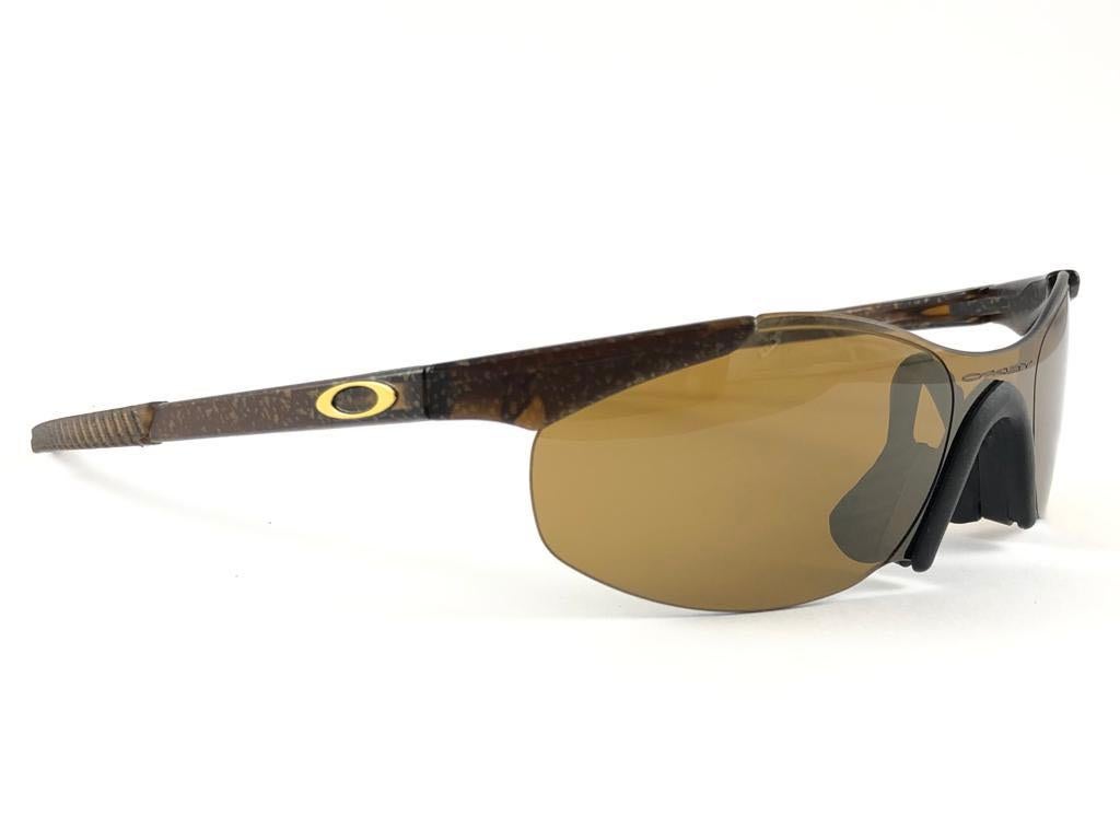 Neu New Vintage Sports Oakley Gold Iridium-Lenses 1999 Sonnenbrille  im Angebot 3