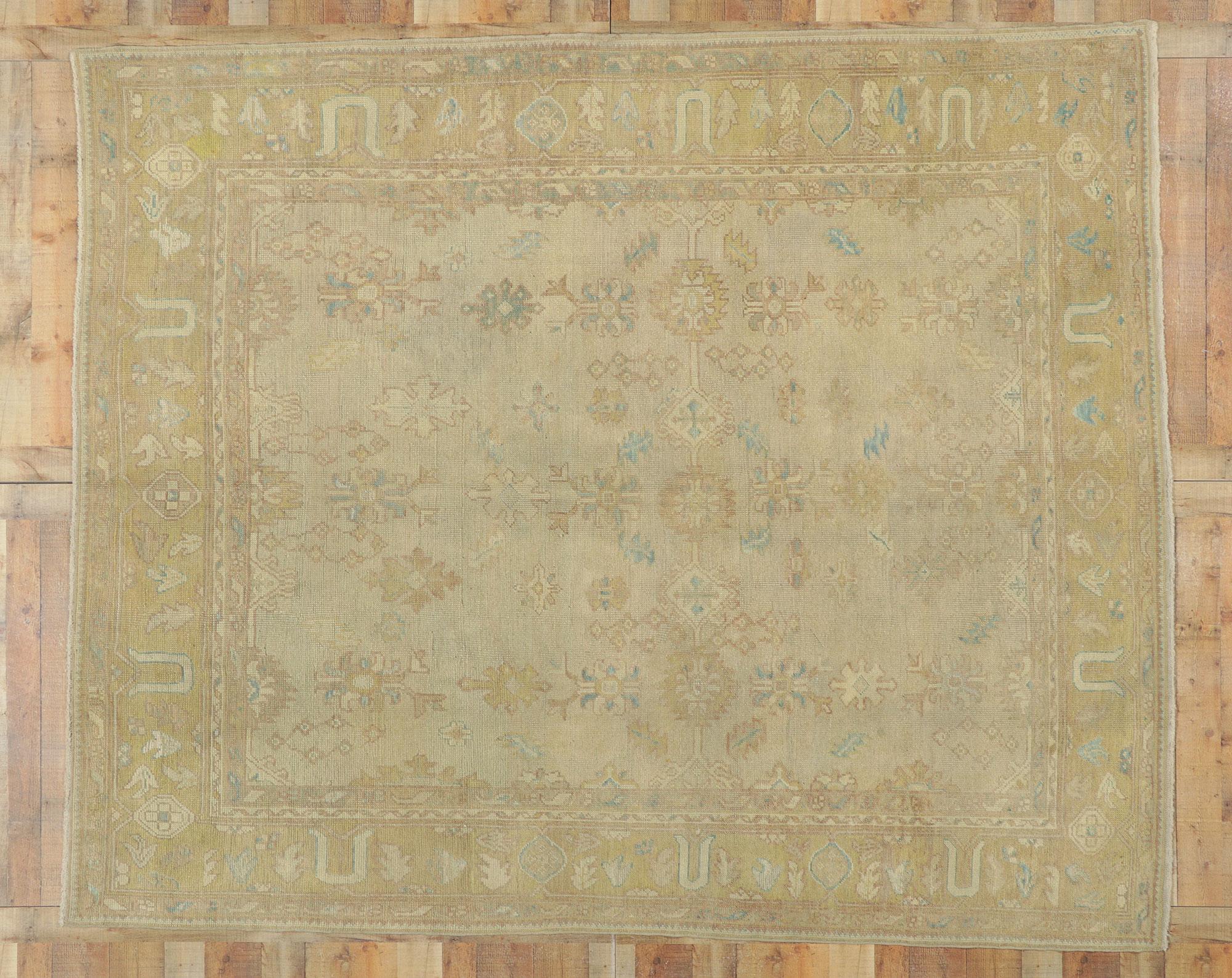 New Vintage-Style Turkish Oushak Rug with Soft Earth-Tone Colors For Sale 1