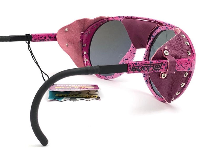 カレラ サングラス SUNJET 5205 パープル CARRERA ヴィンテージ フード付き 風防 フランス製 紫 メンズ レディース New Vintage Sunjet by Carrera Aviator 5205 Pink Sunglasses Austria