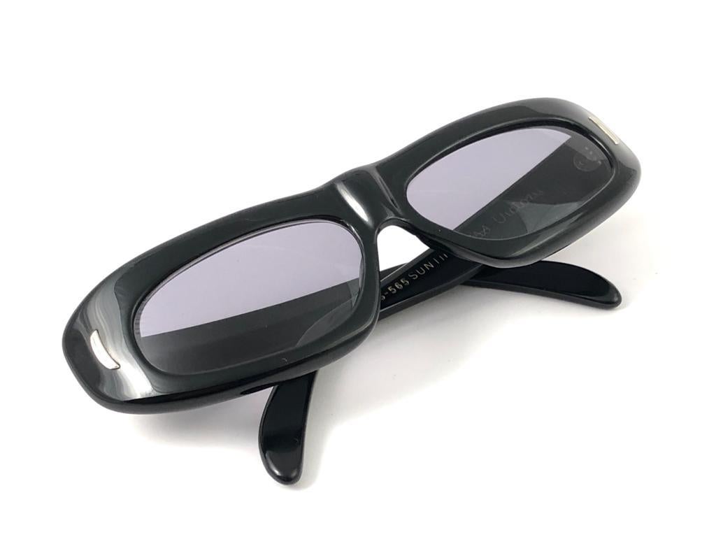 New Vintage Suntimer Victory Black Mid Century Made in France 1960 Sunglasses  For Sale 2