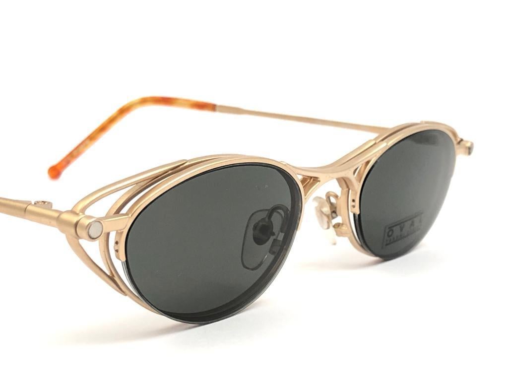 Women's or Men's New Vintage Takumi Magnetic Gold Cat Eye Sunglasses 1980's Made in Japan