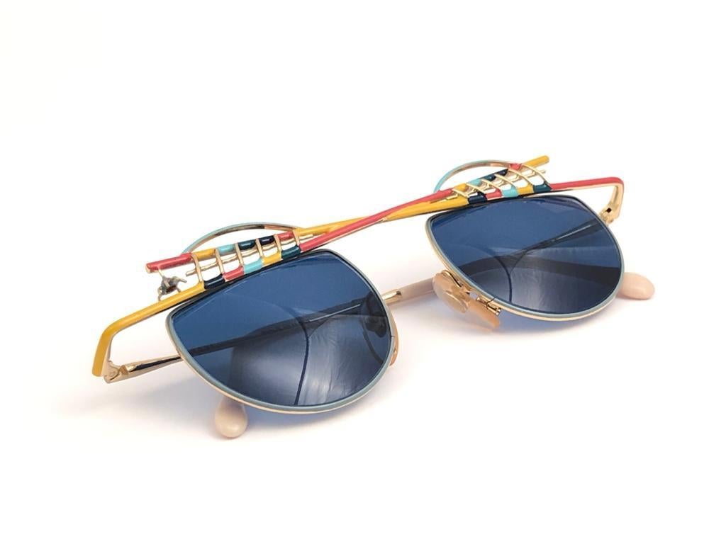 thick gold frame sunglasses