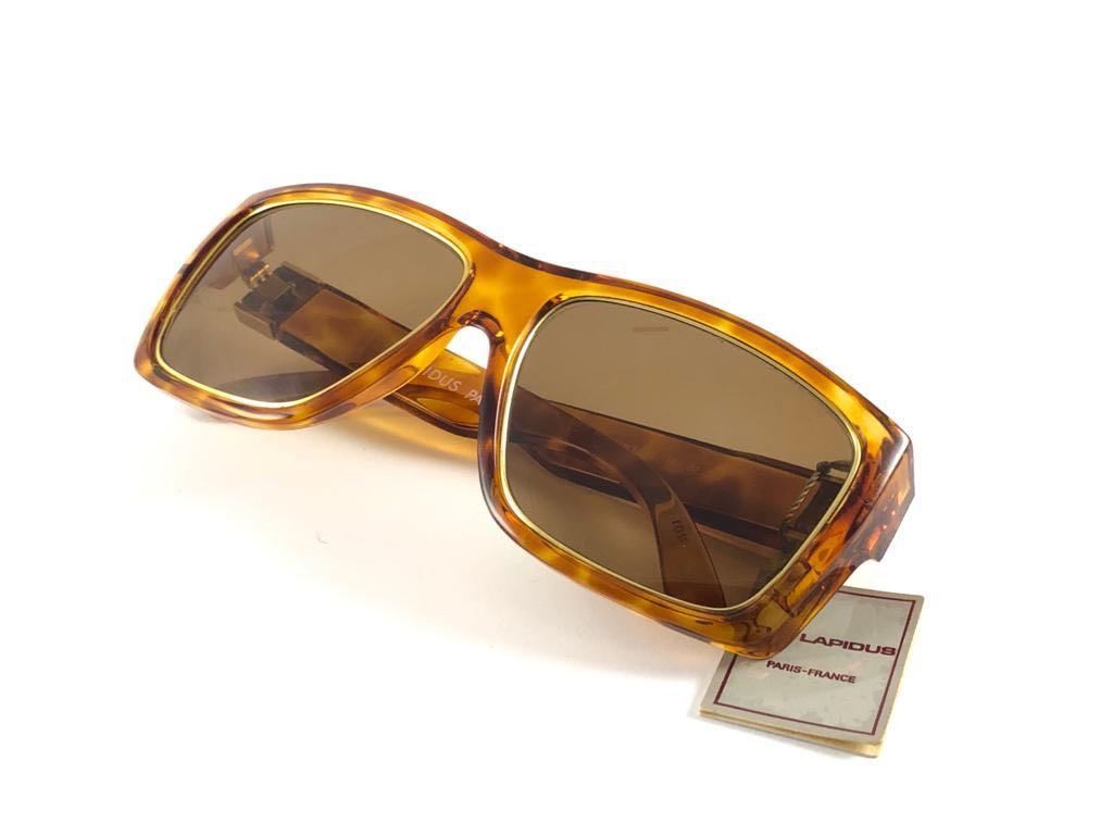 New Vintage Ted Lapidus Paris TL 19 Gold & Tortoise 1970 Sunglasses In New Condition For Sale In Baleares, Baleares