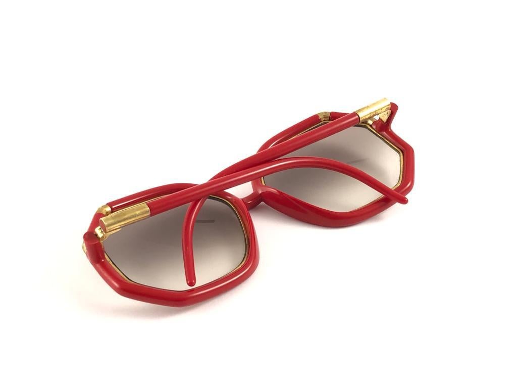 New Vintage Ted Lapidus Paris TL Red & Gold Rhinestones 1970 Sunglasses For Sale 3