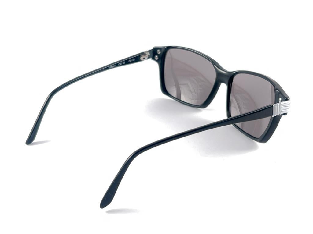 Nouvelles lunettes de soleil vintage Thierry Mugler à œil de chat noir avec miroir, années 1980 en vente 7