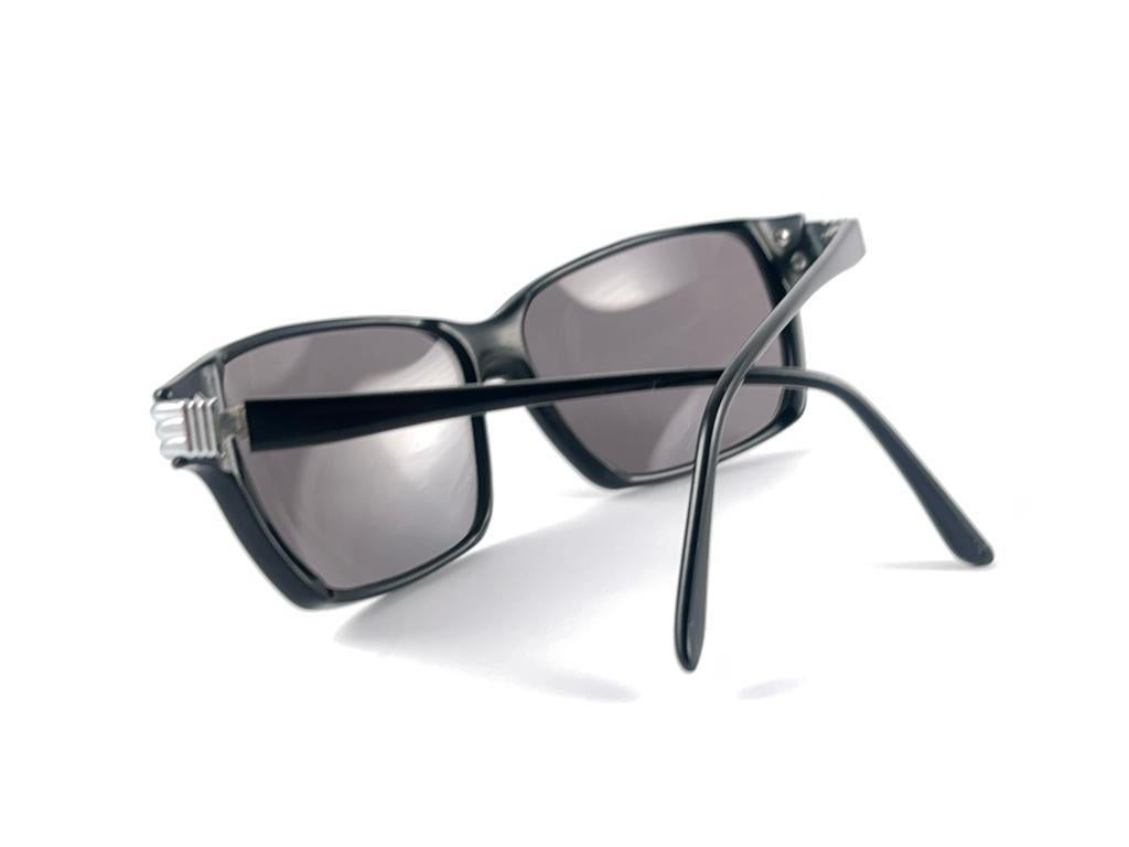 New Vintage Thierry Mugler Black Cat Eye Mirrored Lenses 1980'S Sunglasses For Sale 9