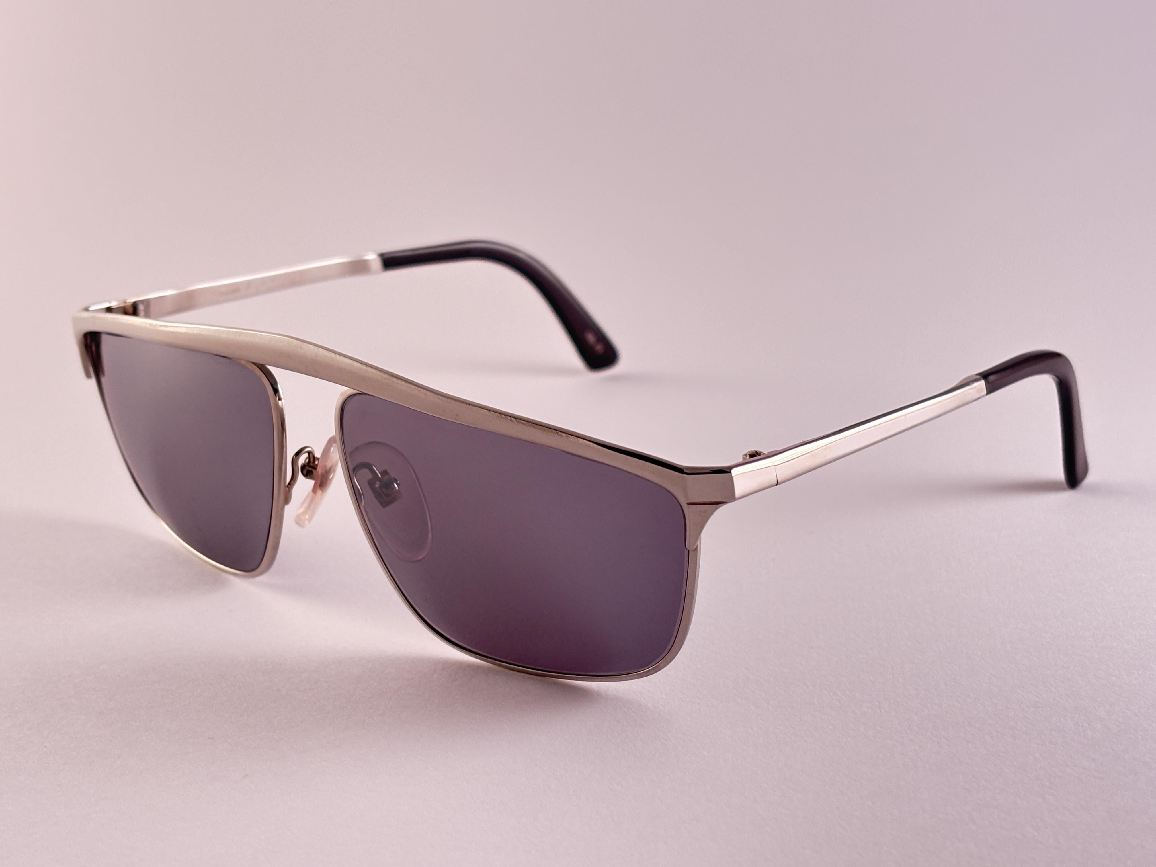 Neu Vintage Thierry Mugler Cindy Crawford MTV Silver Spiegel  1980's  Sonnenbrille für Damen oder Herren im Angebot