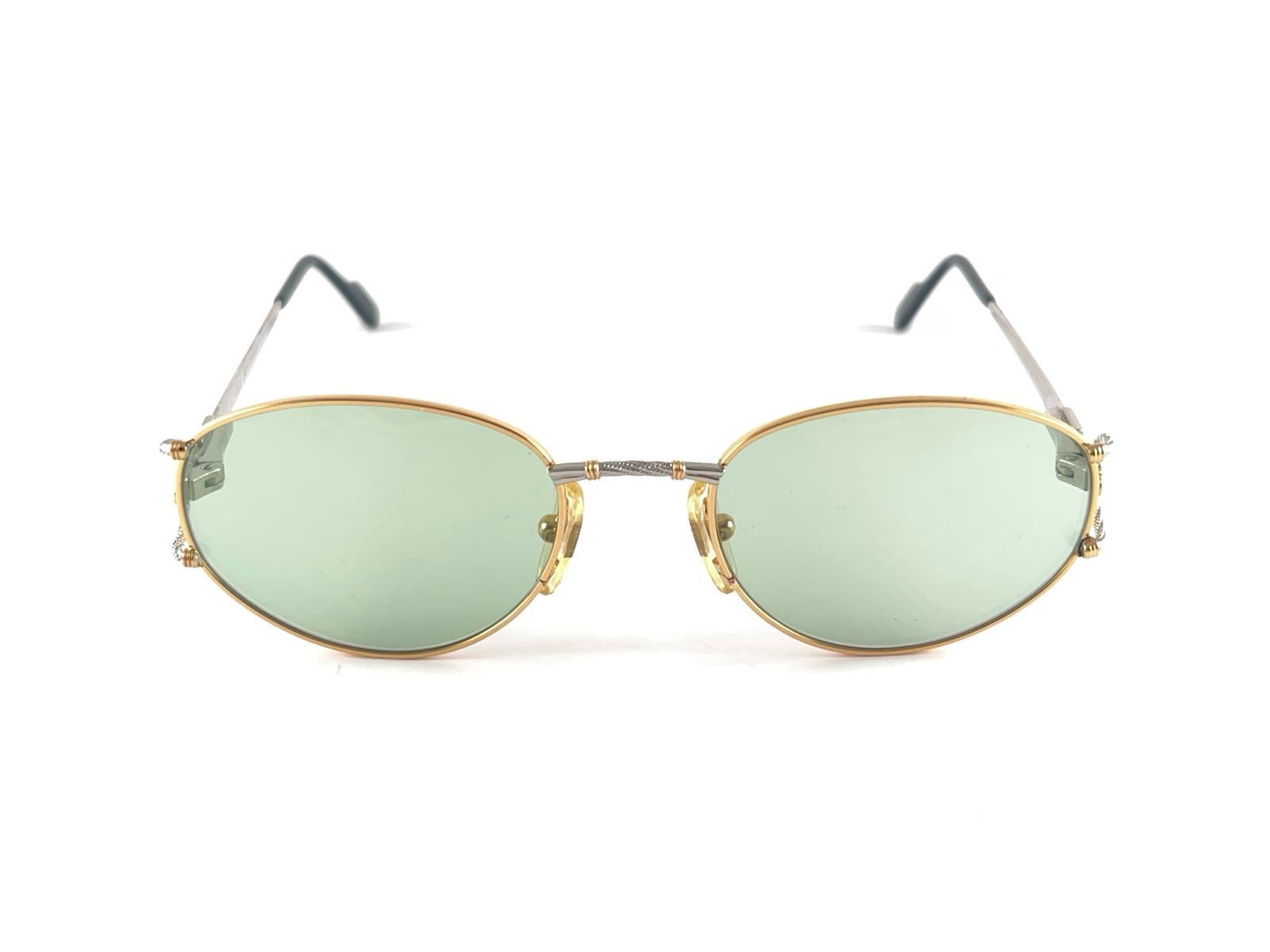 New Vintage Tiffany T 387 Oval Gold Plated Green Lenses 90'S Sunglasses Italy In New Condition For Sale In Baleares, Baleares