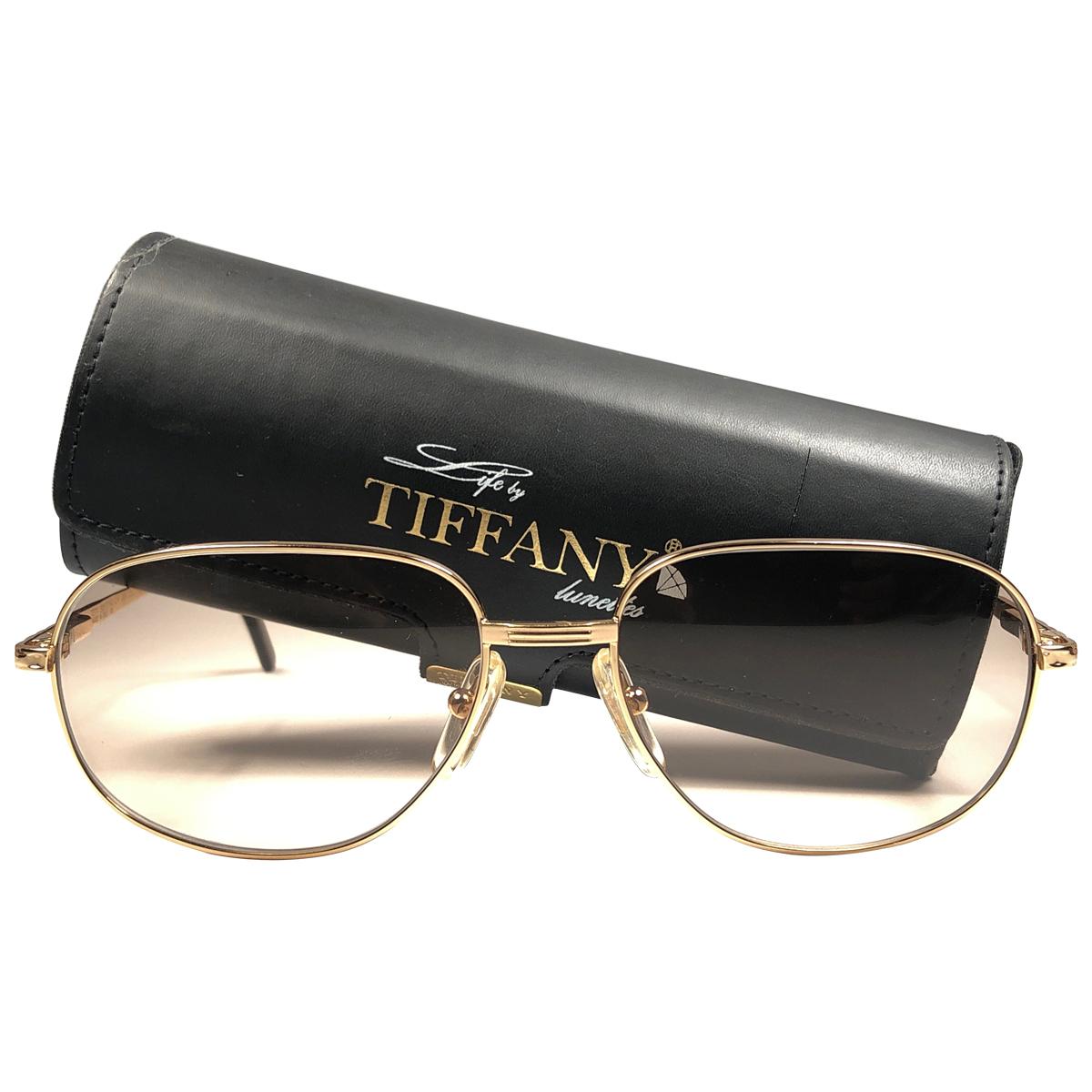 Nouveau Vintage Tiffany T371  Lunettes de soleil Gradient Brown Plated Gold 1990 France en vente