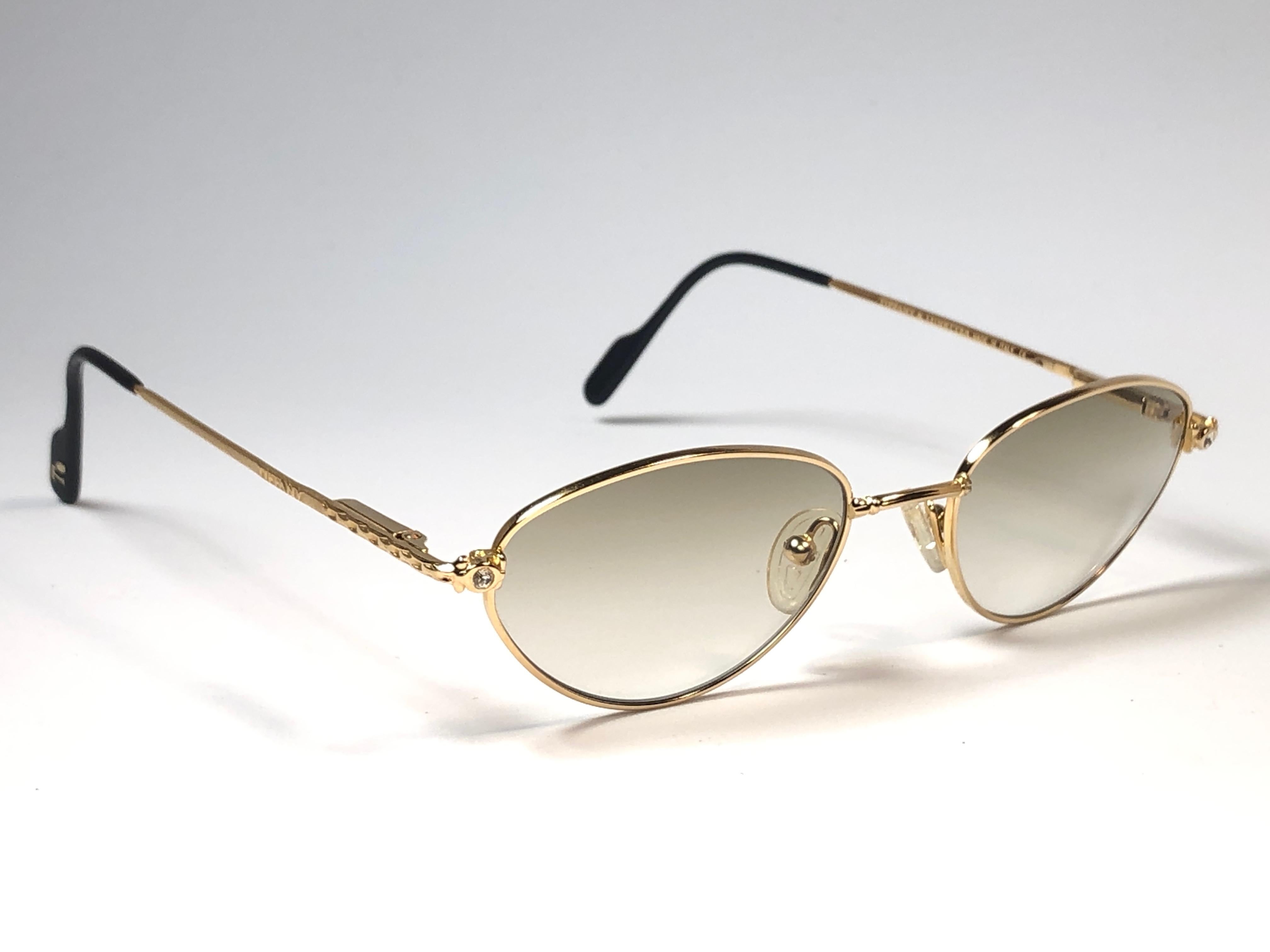 Noir New Vintage Tiffany T619 Cat Eye Oval Rose Plated Gold 1990 Sunglasses France en vente