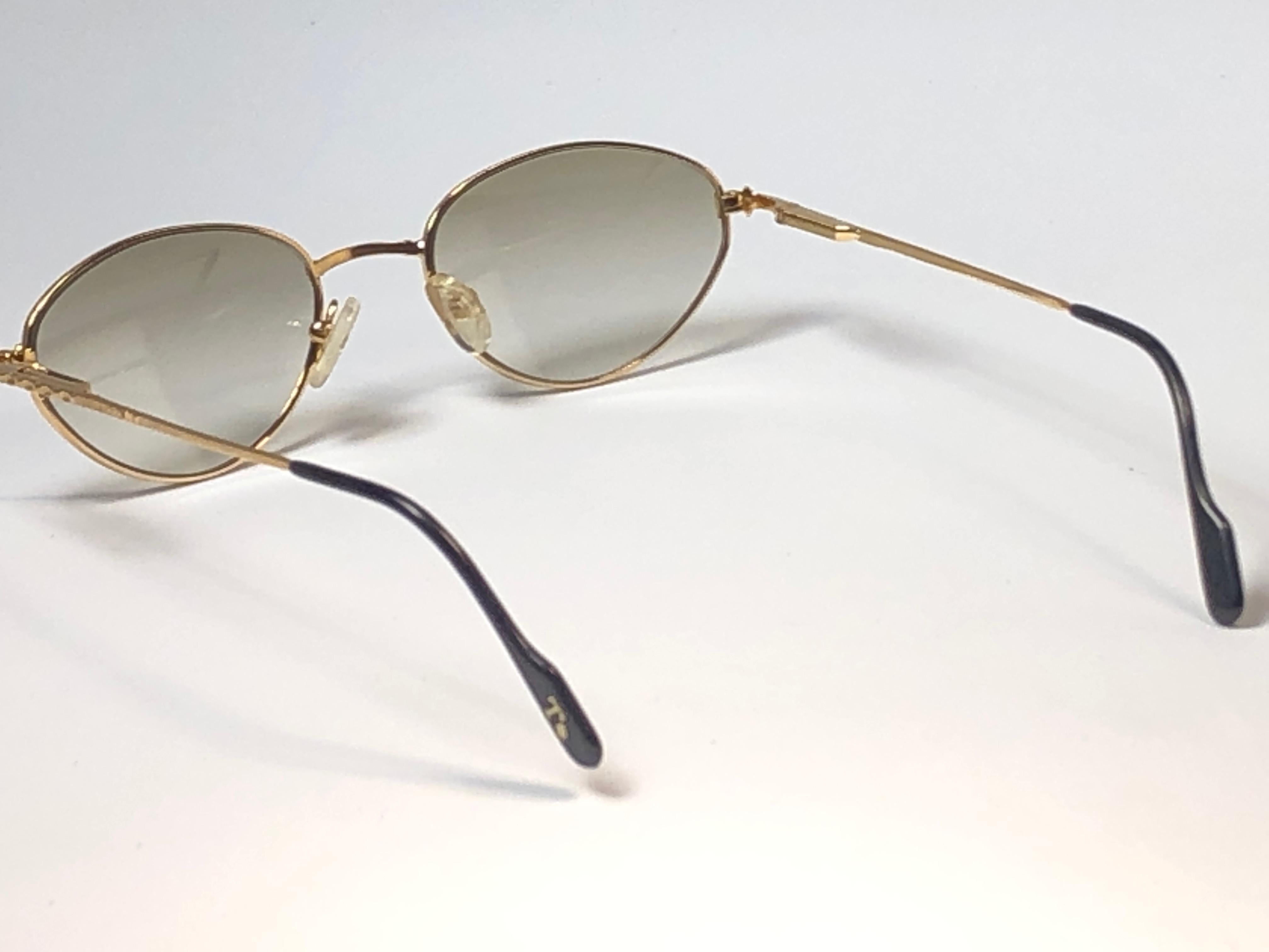 New Vintage Tiffany T619 Cat Eye Oval Rose Plated Gold 1990 Sunglasses France en vente 4