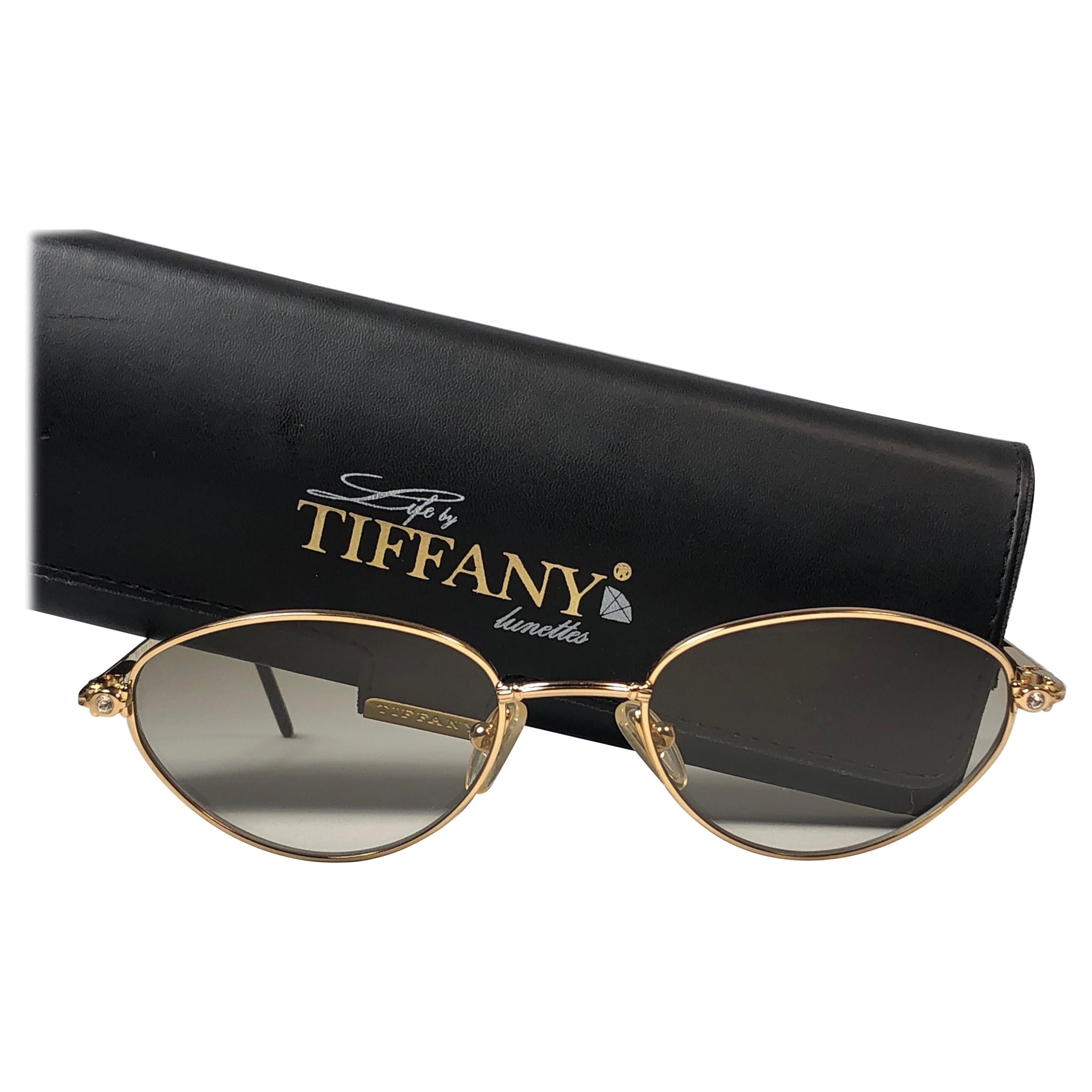 New Vintage Tiffany T619 Cat Eye Oval Rose Plated Gold 1990 Sunglasses France en vente