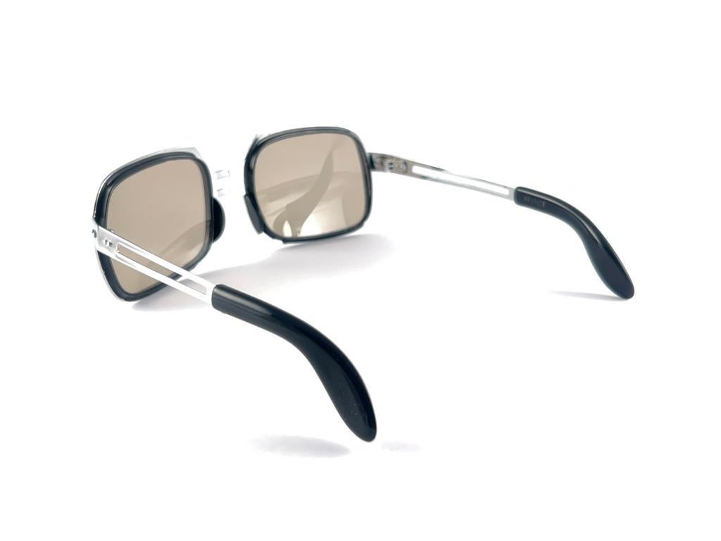 Nouvelles lunettes à cadre translucide vintage de qualité moyenne, fabriquées en France, années 70 Unisexe en vente