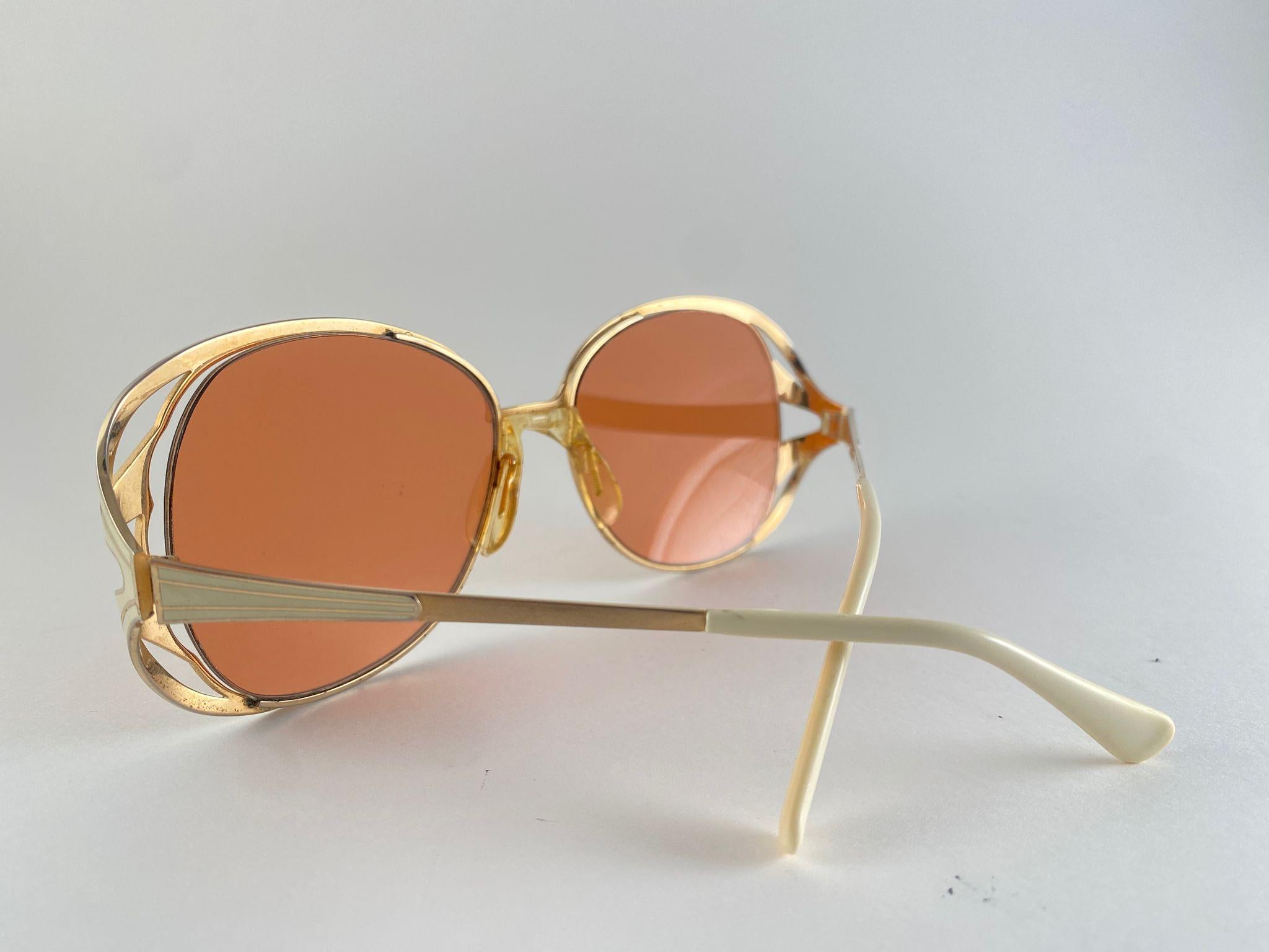 Arancia New Vintage Tura Mod 825 Overzised Beige & Gold Frame 1970'S Japan Sunglasses in vendita