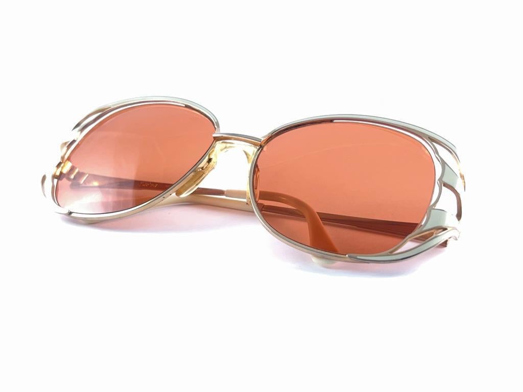 New Vintage Tura Mod 825 Overzised Gold Frame 1970'S Japan Sunglasses For Sale 6