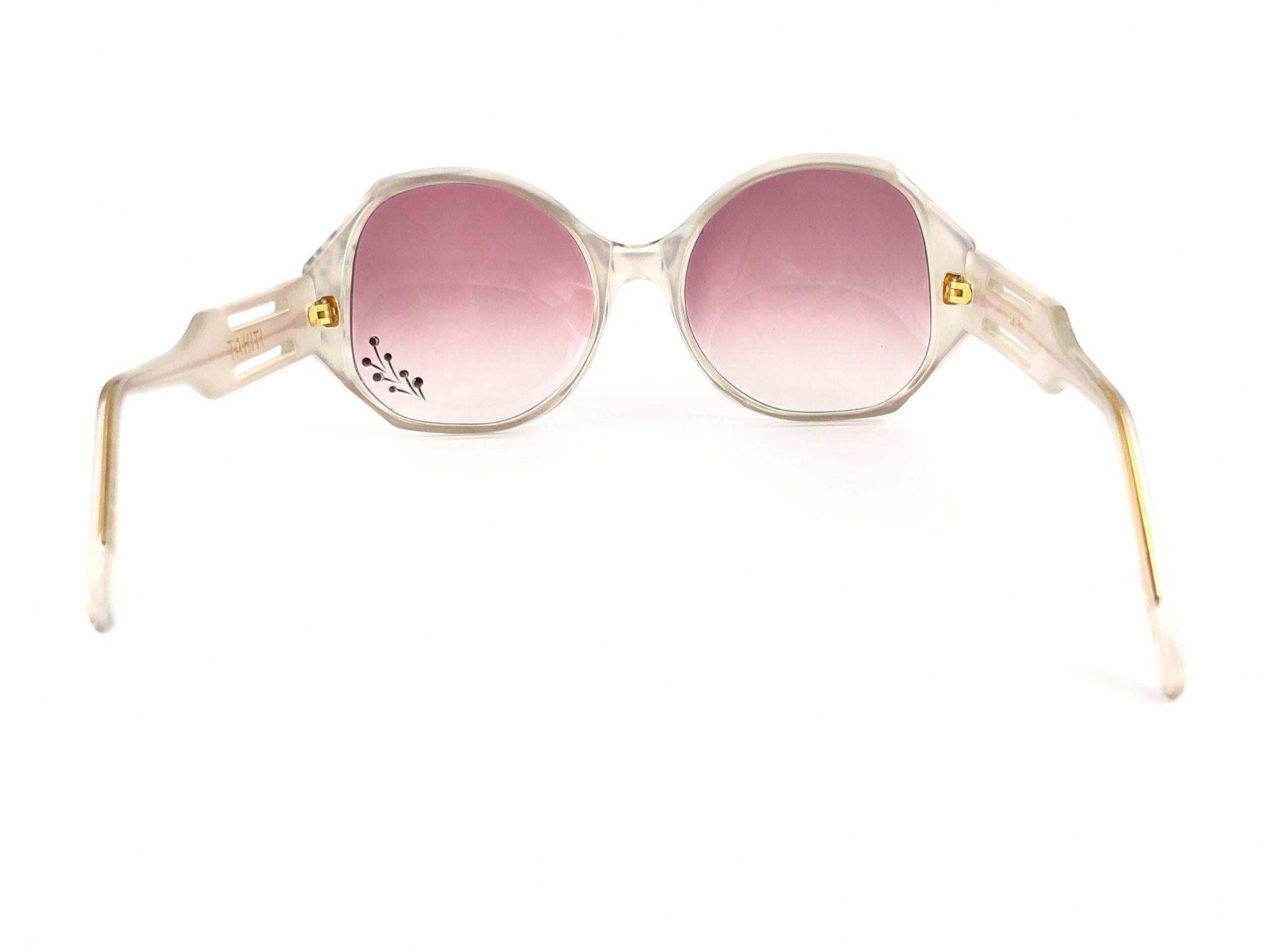 Beige New Vintage Ultra Tahiti Clear Rhinestones Rose Lens Oversized 1960's Sunglasses For Sale