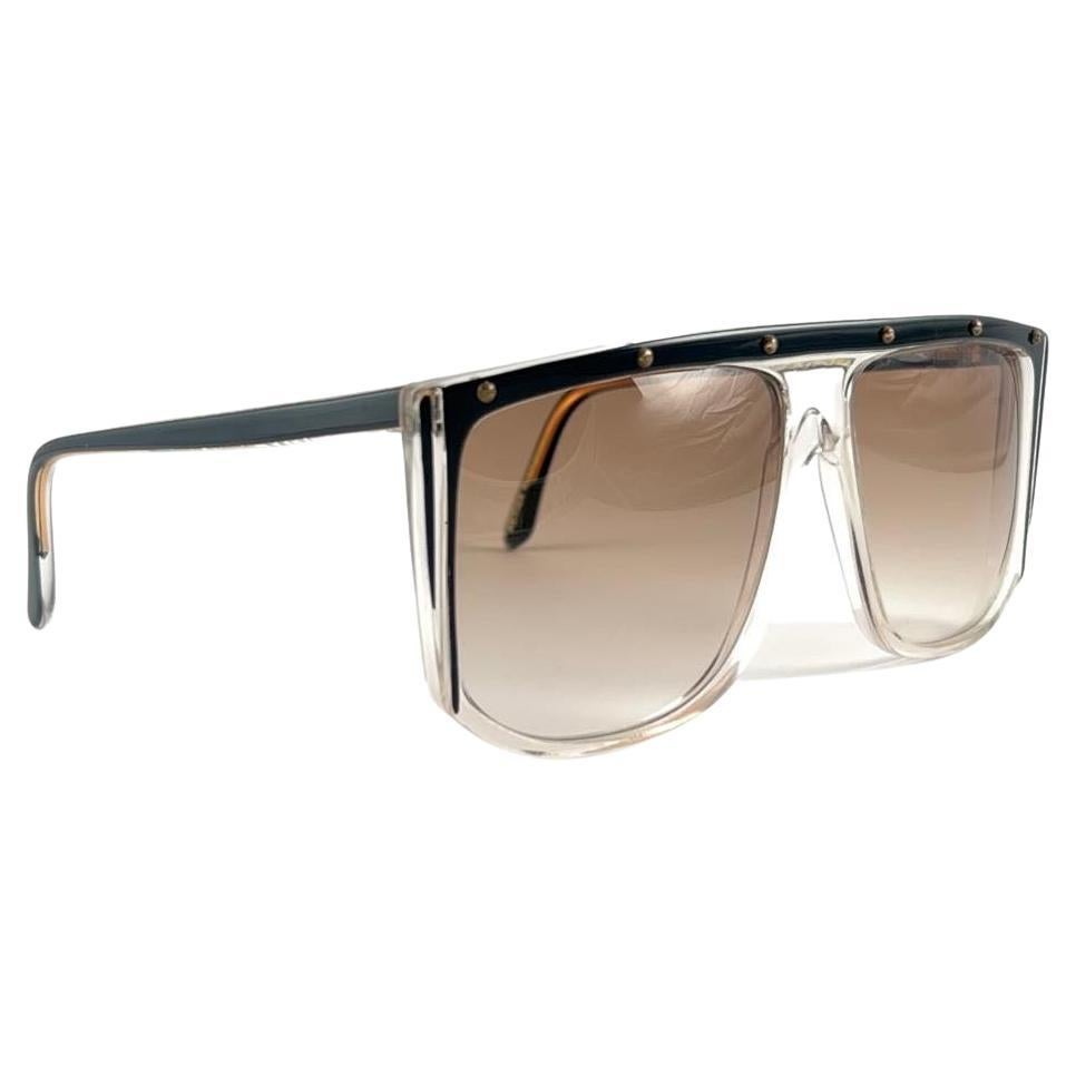 Nuovi occhiali da sole vintage Ultra " Tripoli " traslucidi britannici Hand Made degli anni '80 in vendita