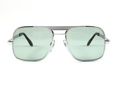 Lunettes de soleil vintage Univis Bronzini à monture argentée avec lunettes vertes, années 1980, États-Unis