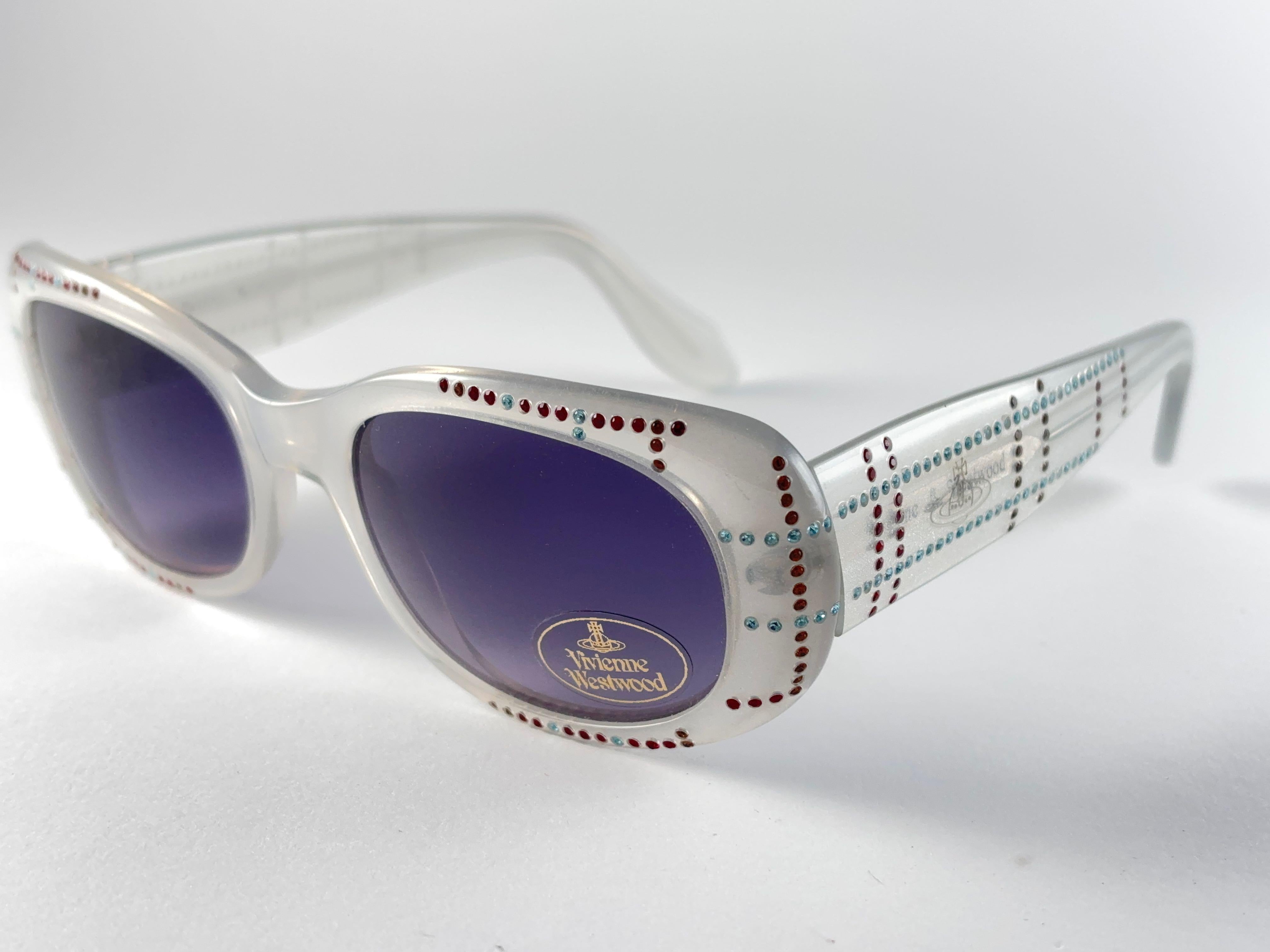 Nuovo Occhiali da sole vintage Vivienne Westwood Space Grey e strass in vendita 4