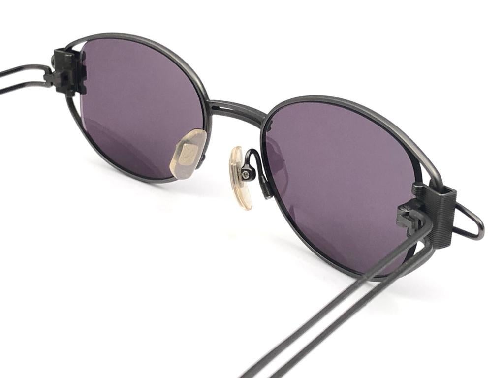 New Vintage Yohji Yamamoto 52 4103 Dark Silver  1990's Made in Japan Sunglasses For Sale 2