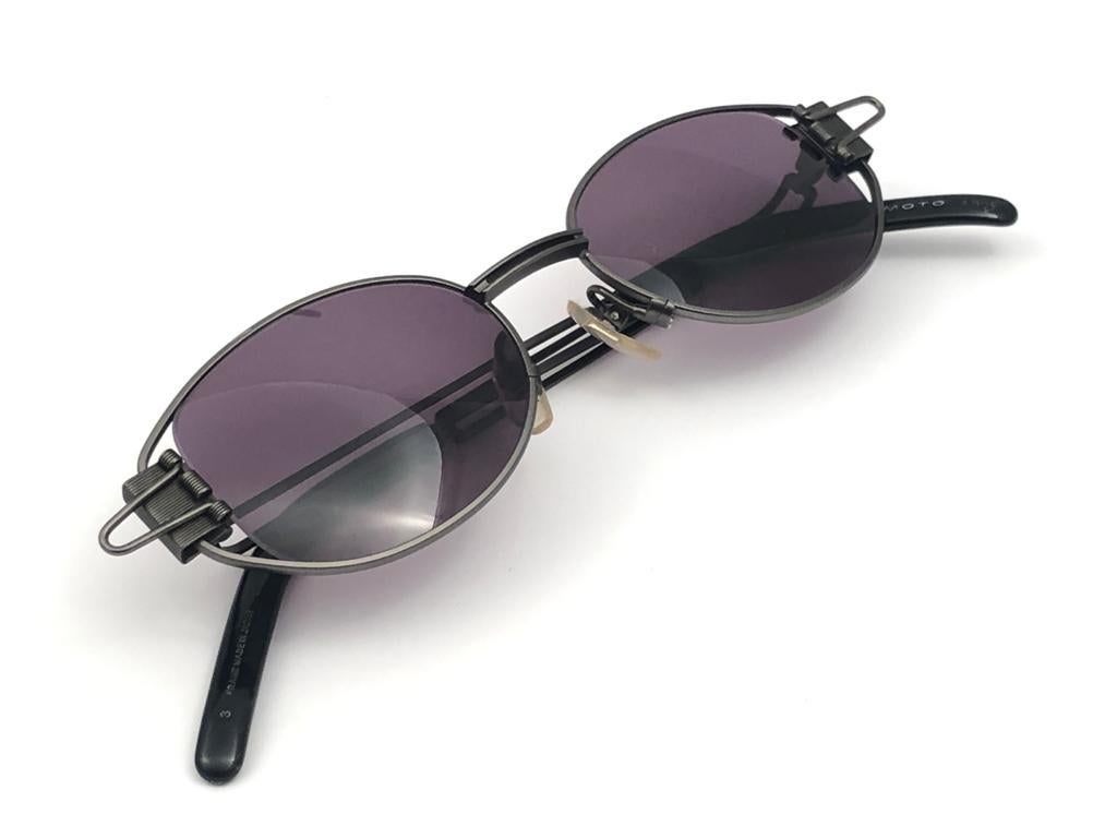 New Vintage Yohji Yamamoto 52 4103 Dark Silver  1990's Made in Japan Sunglasses For Sale 3