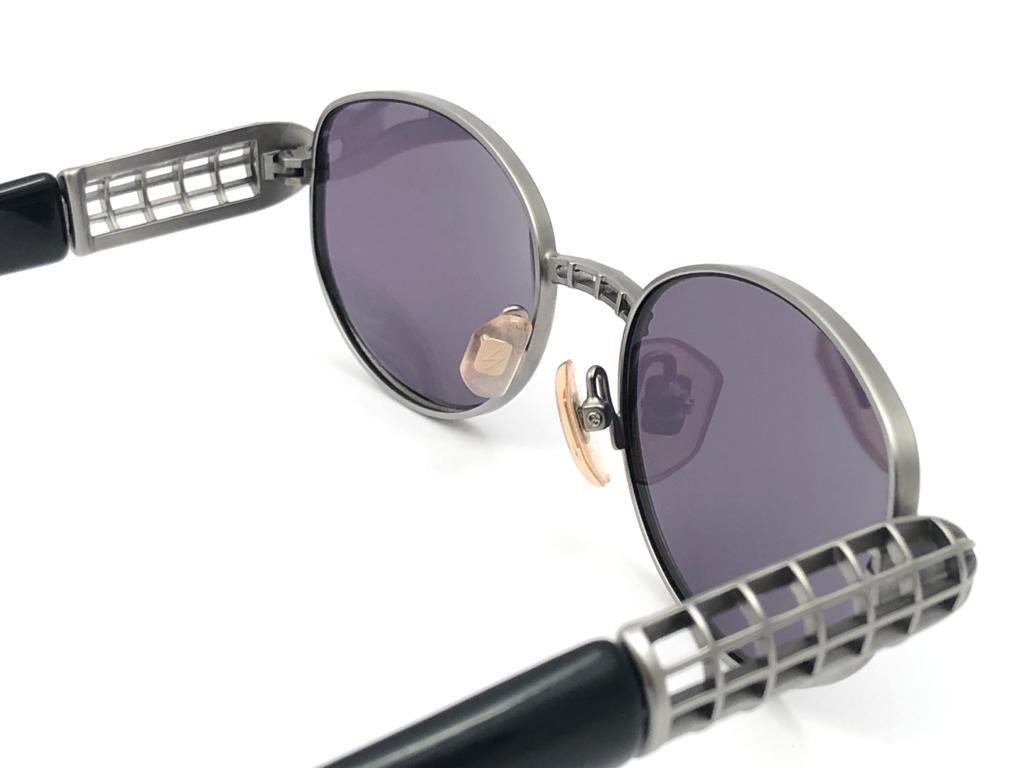 Gray New Vintage Yohji Yamamoto 52 5202 Silver Black  1990's Made in Japan Sunglasses For Sale