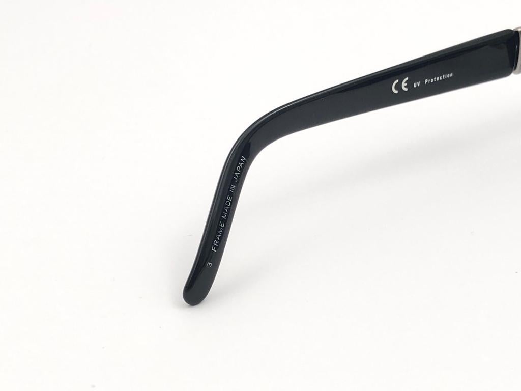Women's or Men's New Vintage Yohji Yamamoto 52 5202 Silver Black  1990's Made in Japan Sunglasses For Sale