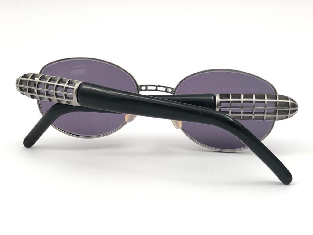 New Vintage Yohji Yamamoto 52 5202 Silver Black  1990's Made in Japan Sunglasses For Sale 1