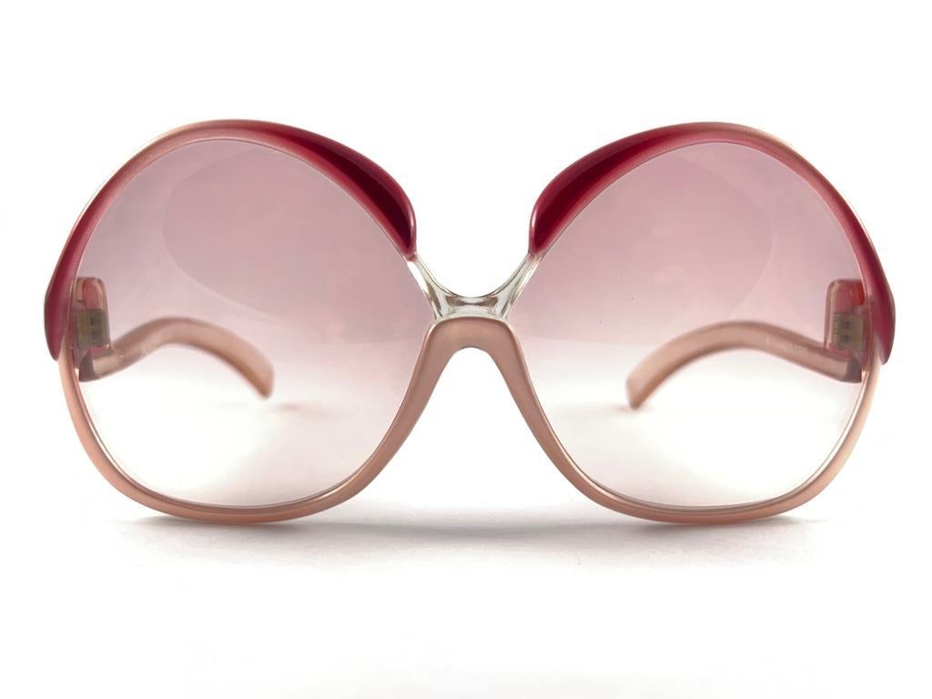 New Vintage Yves Saint Laurent Butterfly Pink & Burgundy 70's France Sunglasses  For Sale 7