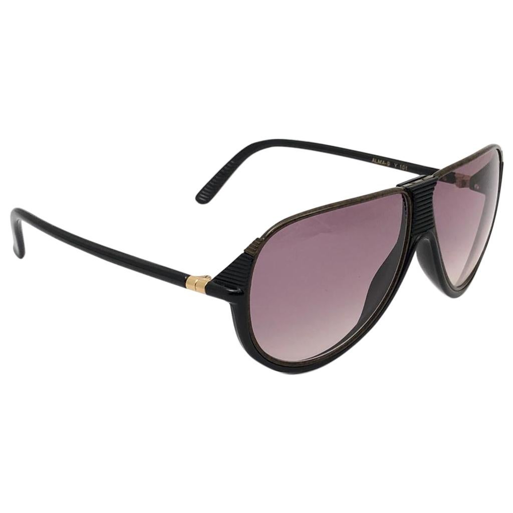 Saint Laurent™ Classic 11 Zero Aviator Sunglasses | EyeOns.com