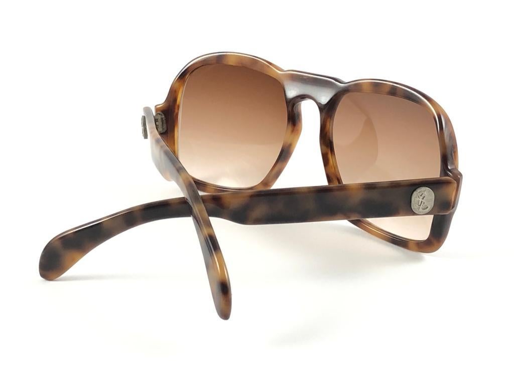 New Vintage Yves Saint Laurent YSL Oversized Tortoise 1980'S France Sunglasses For Sale 7