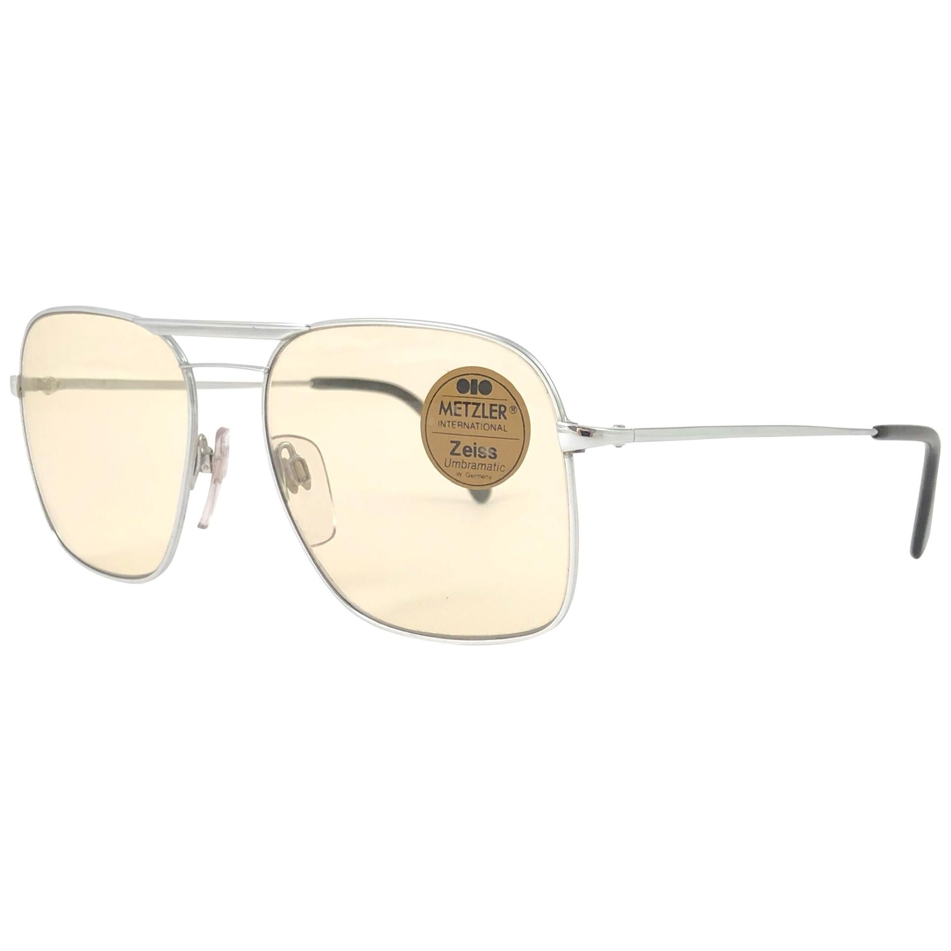 New Vintage Metzler Zeiss Umbramatic 2635 Oversized Sunglasses West Germany 80's