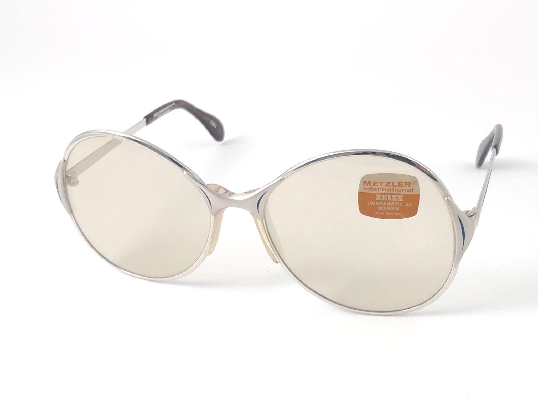 New Vintage Metzler Zeiss Umbramatic Butterfly Sunglasses West Germany 1980's For Sale 4