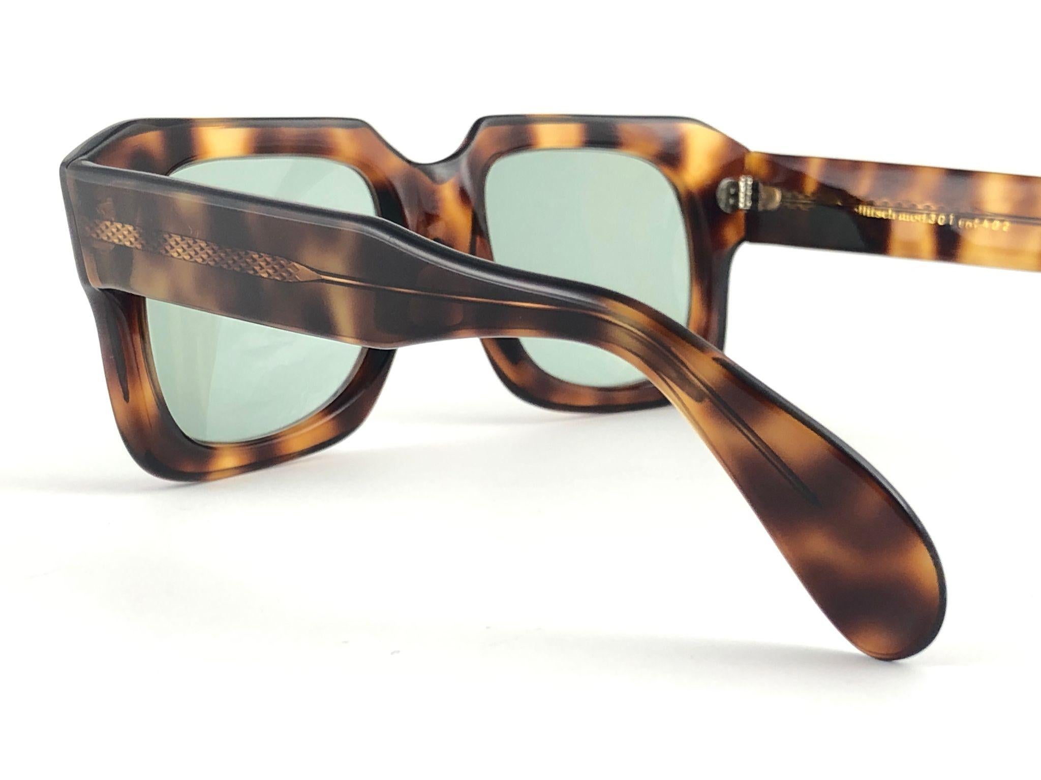 New Vintage Zollitsch 301 Robust Oversized Frame Green Lens 1980 sunglasses In New Condition For Sale In Baleares, Baleares