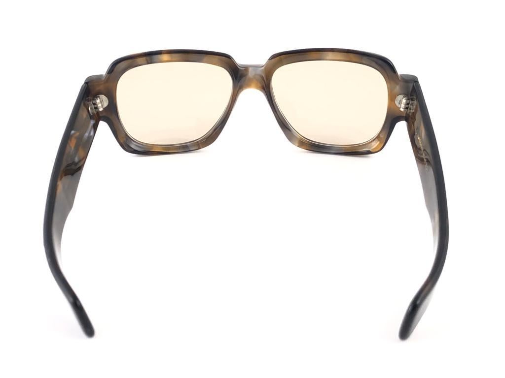 Women's or Men's New Vintage Zollitsch MOD 217 Robust Oversized Frame Brown Lens 1970 Sunglasses For Sale