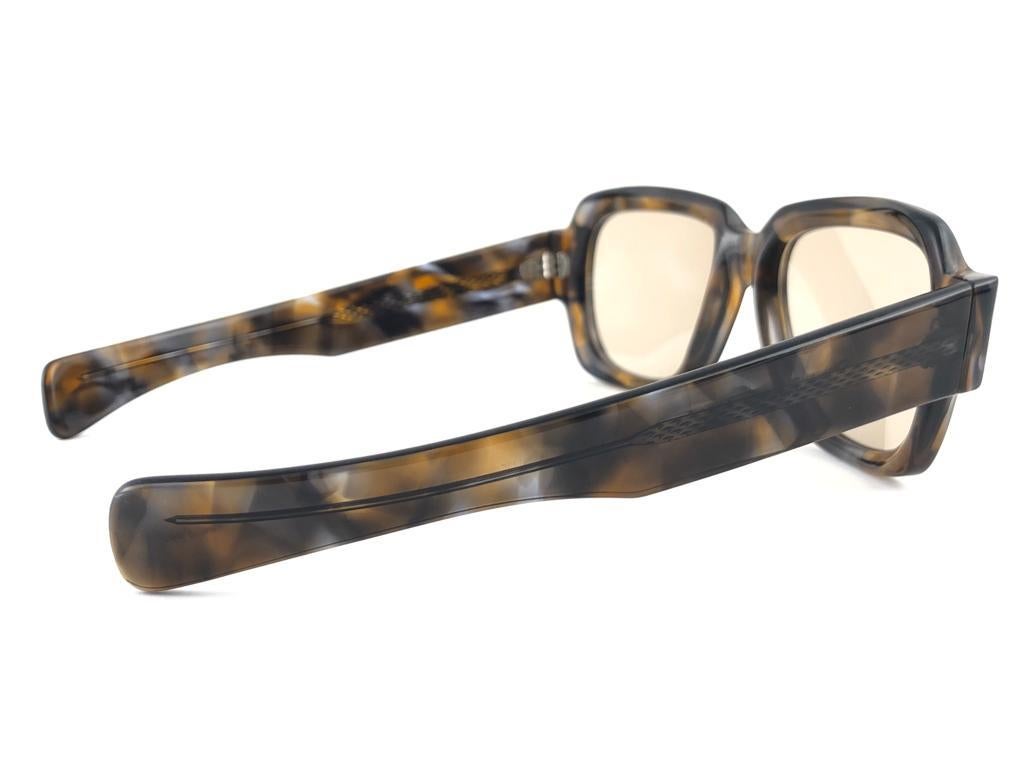 New Vintage Zollitsch MOD 217 Robust Oversized Frame Brown Lens 1970 Sunglasses For Sale 2