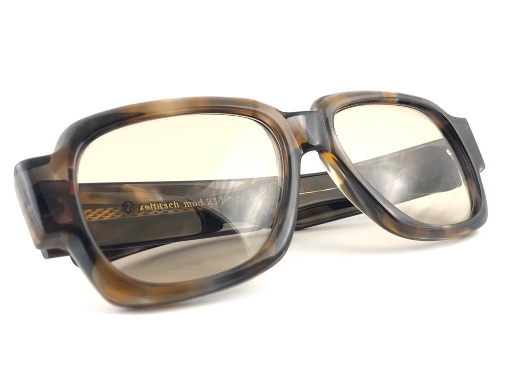 New Vintage Zollitsch MOD 217 Robust Oversized Frame Brown Lens 1970 Sunglasses For Sale 3