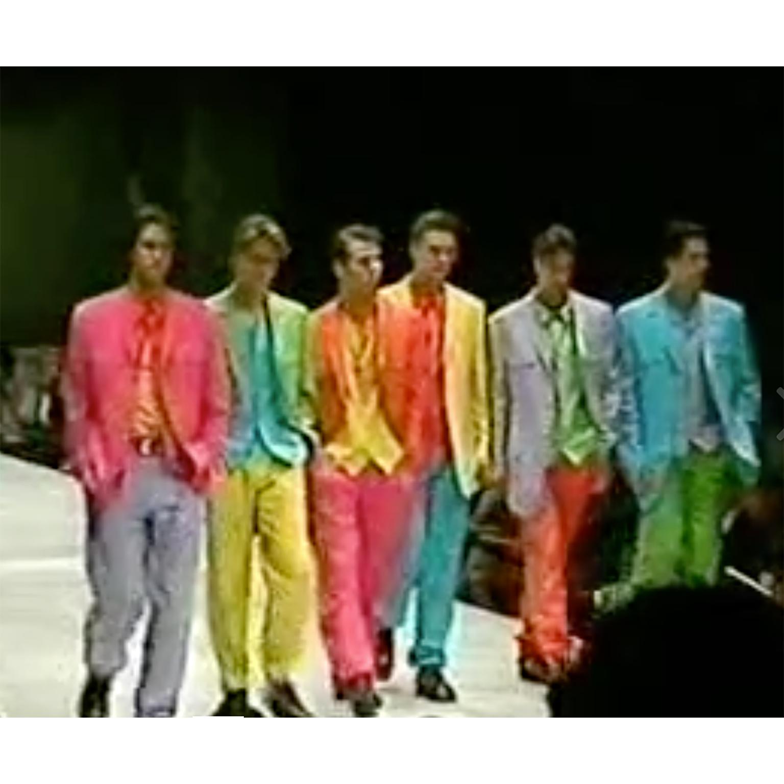 New W/ Tags 1993 Gianni Versace Mens Purple Linen & Silk Blazer Runway Jacket For Sale 2