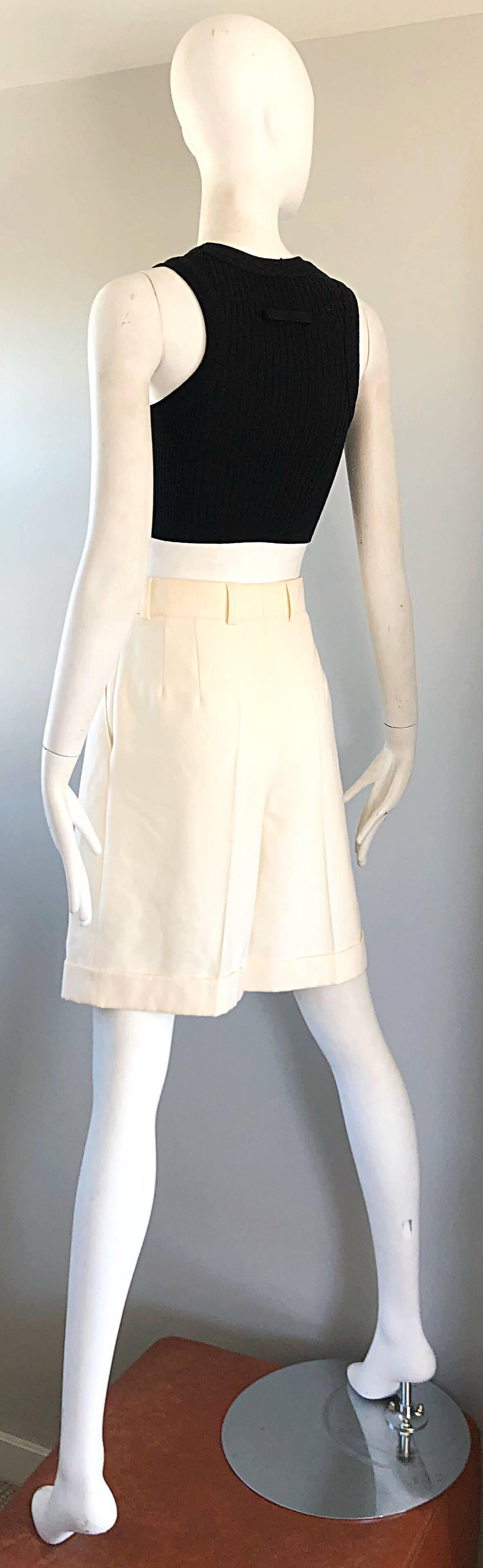 Women's New w/ Tags Vintage Escada 1980s Ivory Wool Vintage Wide Leg Culottes 80s Shorts