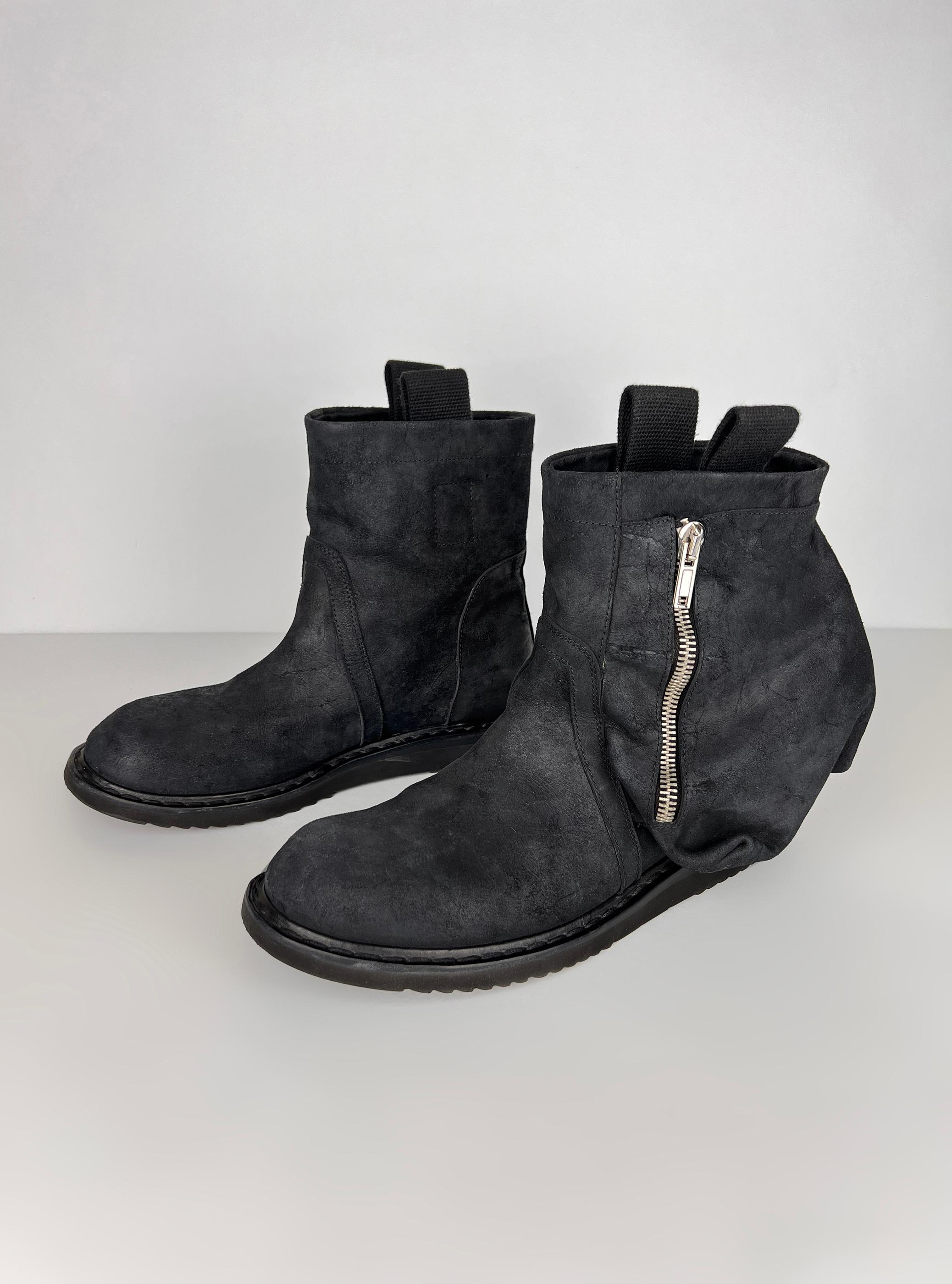 New with box Rick Owens cargo leather boots In Excellent Condition For Sale In Алматинский Почтамт, KZ