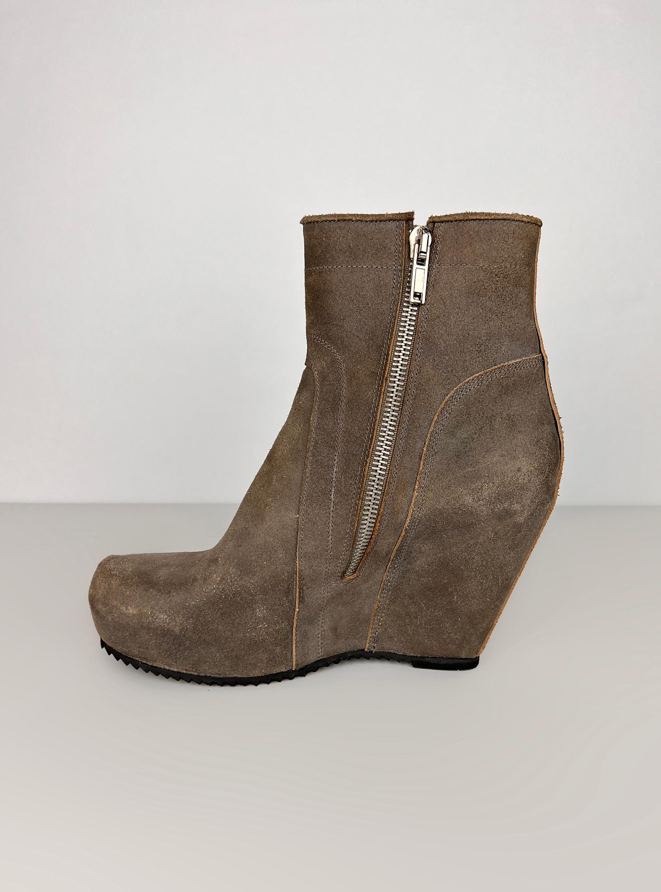 Brown New with box Rick Owens wedge zipped leather boots For Sale