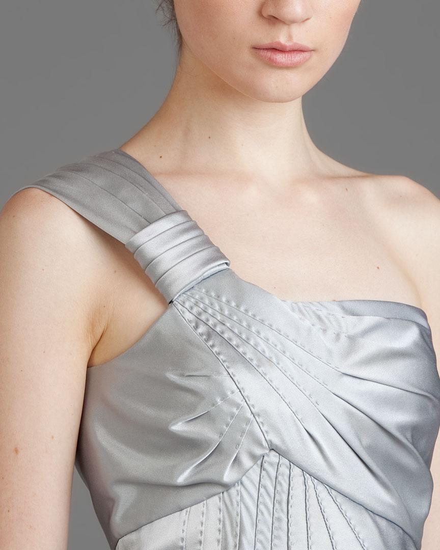 Neu Mit Tags Catherine Malandrino Seidenkleid Größe 38 (Grau) im Angebot
