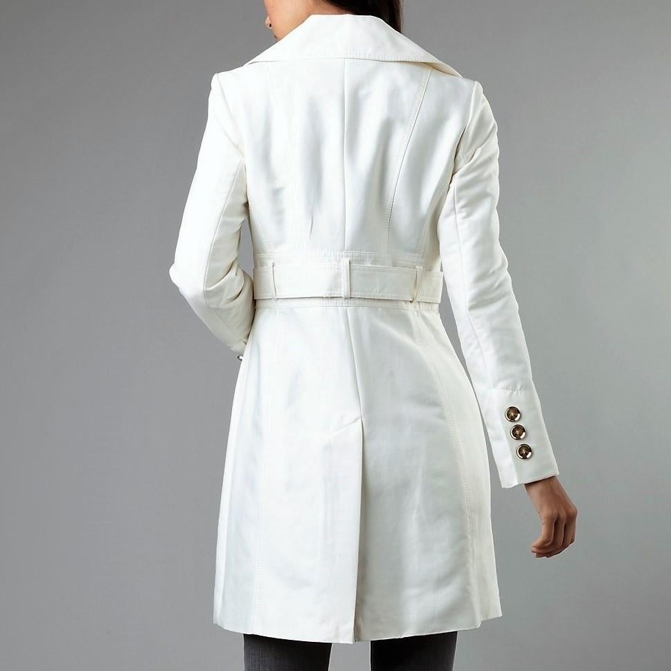 Grigio New With Tags Kenneth Cole White Sateen Jacket Trench Coat Size: Small in vendita