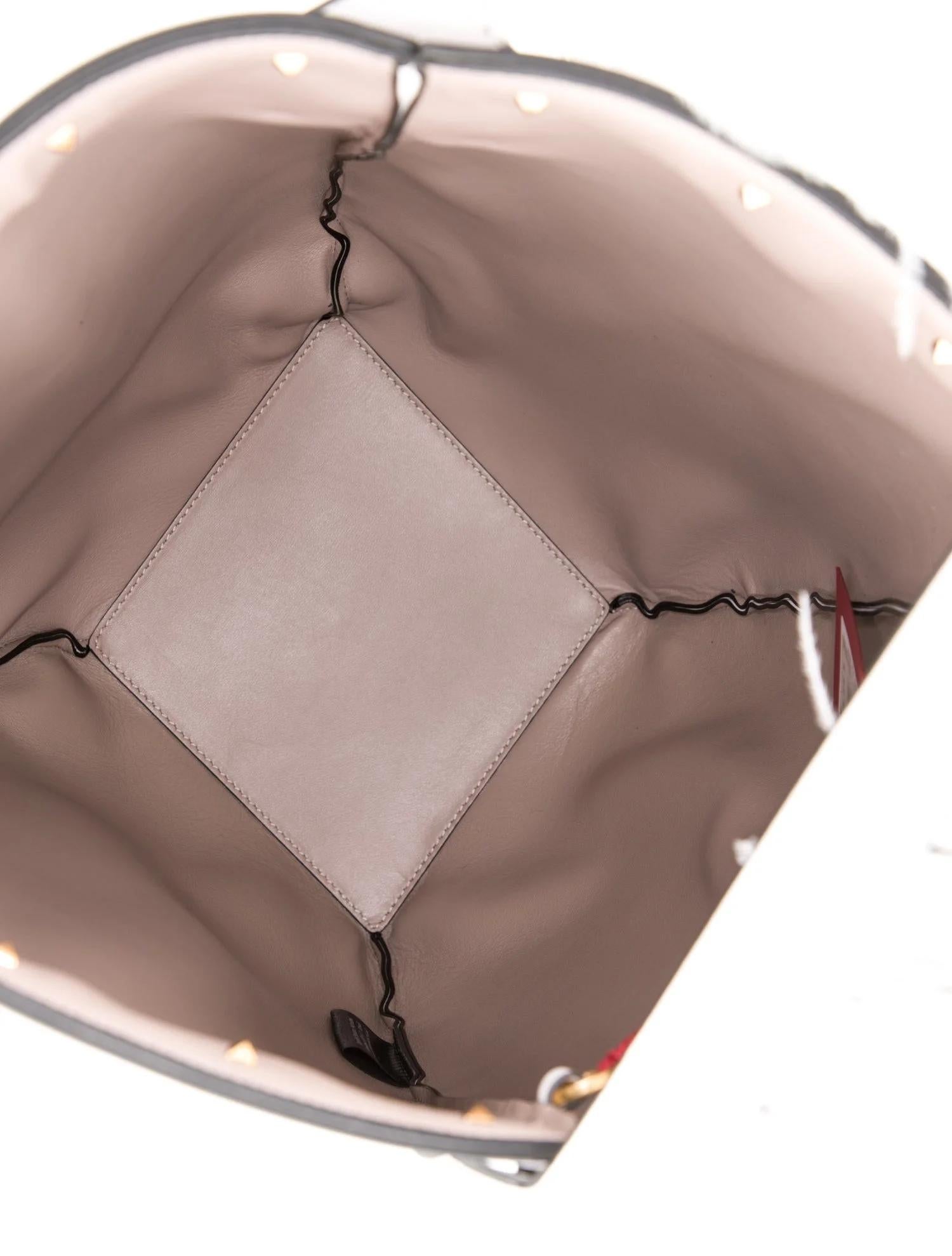 $2795 New With Tags Valentino Spring 2020 Leather Ostrich Feather Bag For Sale 4
