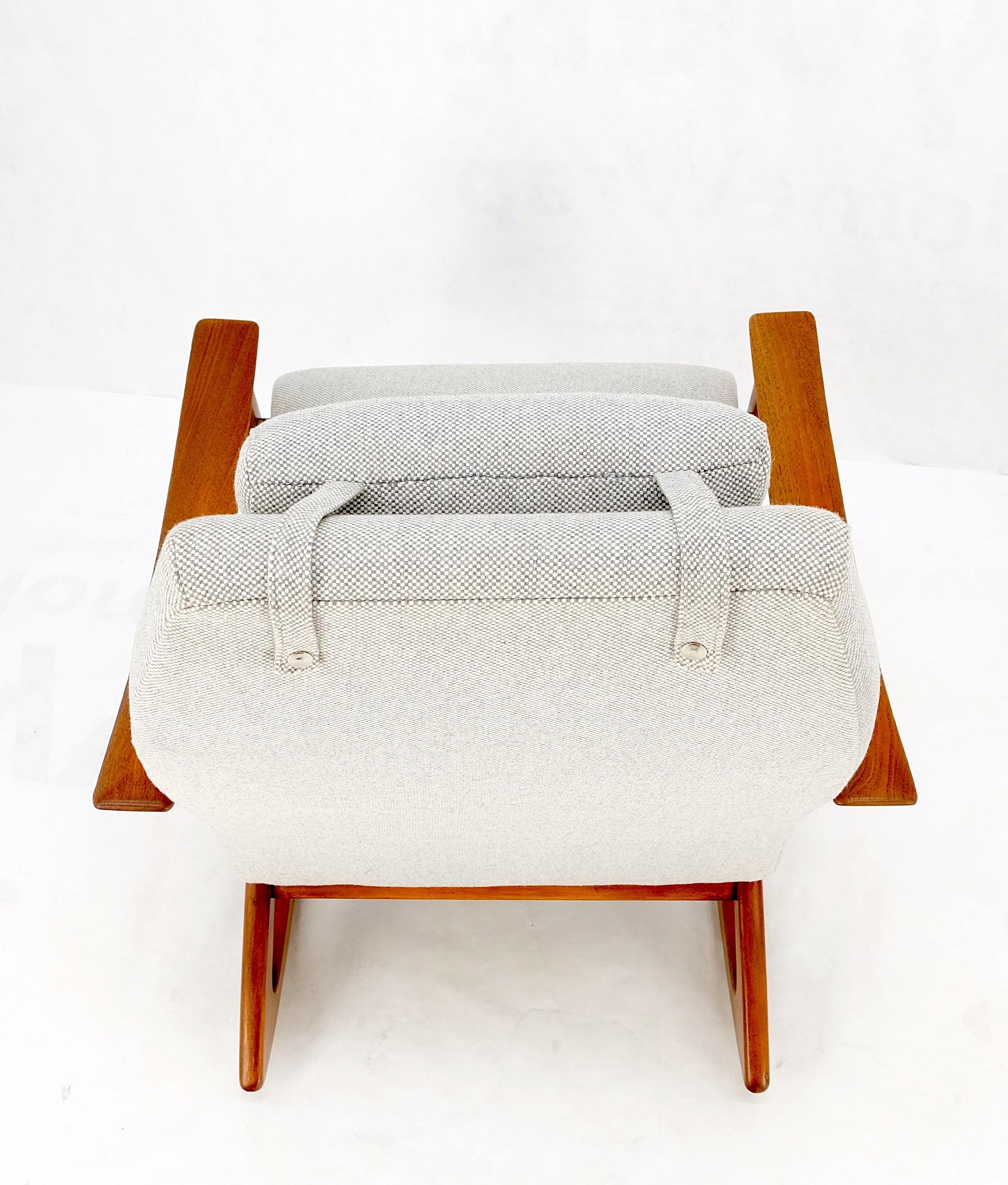 New Wool Upholstery Danish Mid-Century Modern Rocking Lounge Arm Chair Mint! 5