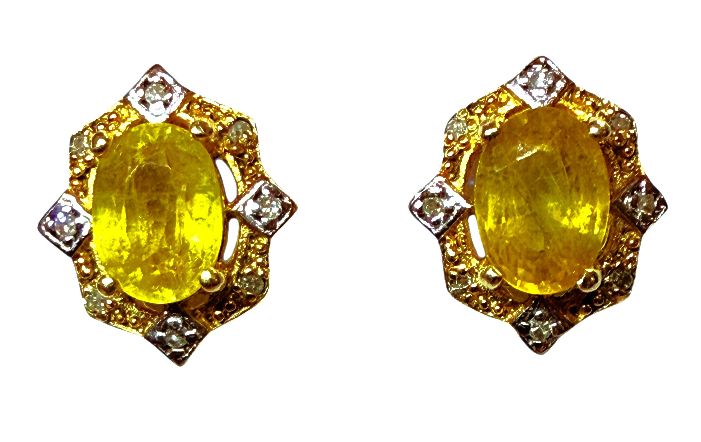 New Y Gold PL Sterling 5.05 Carat Yellow & Diamond Cut Sapphire Necklace For Sale 5