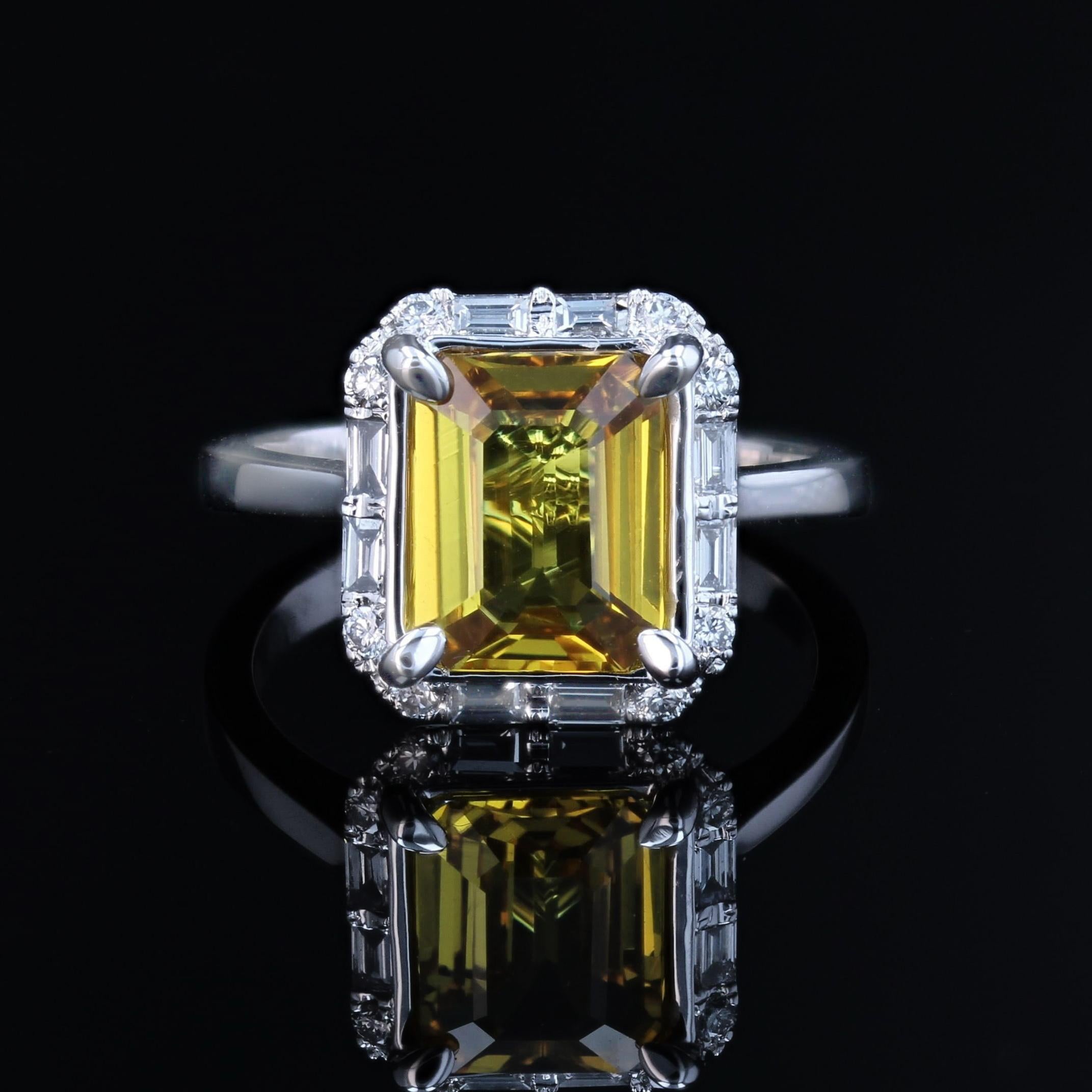 New Yellow Sapphire Diamonds 18 Karat White Gold Cluster Ring In New Condition For Sale In Poitiers, FR