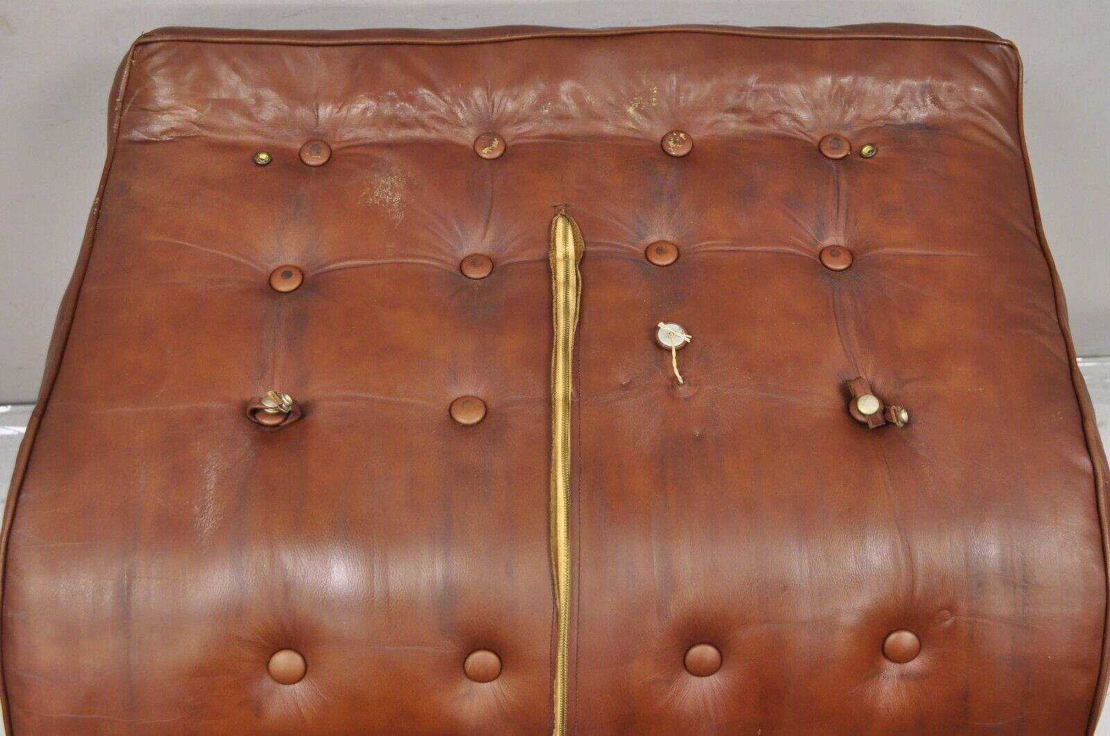 Sedia da salotto in pelle marrone 