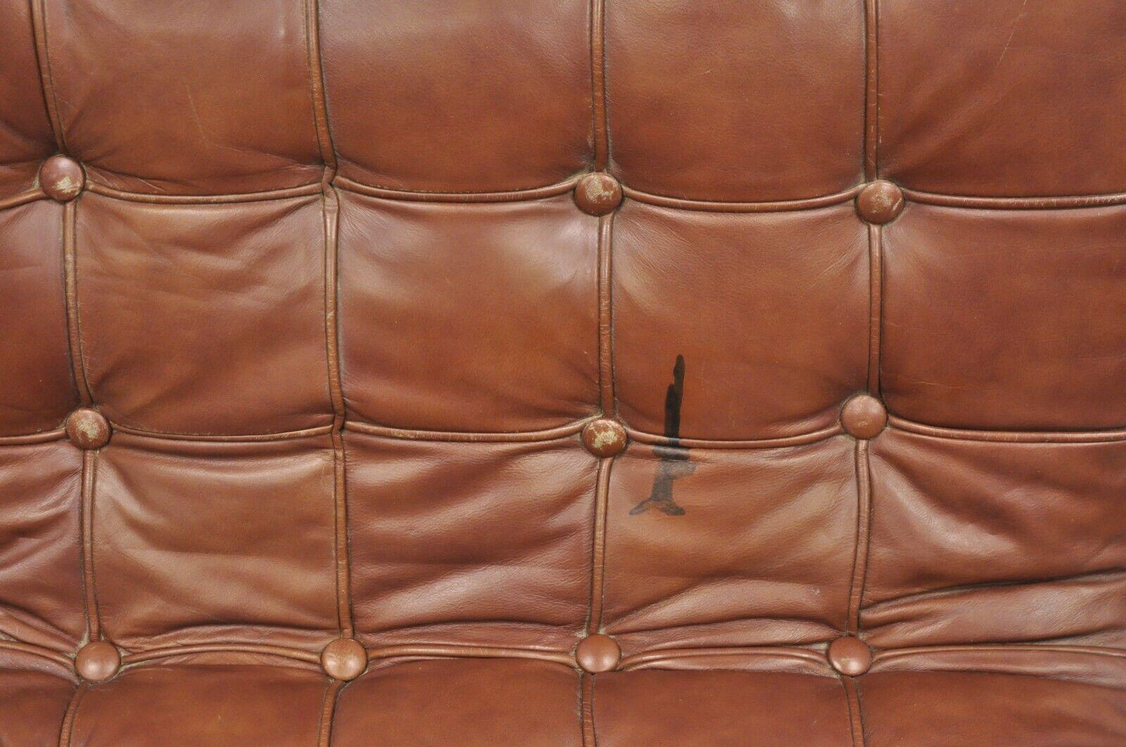 Sedia da salotto in pelle marrone 